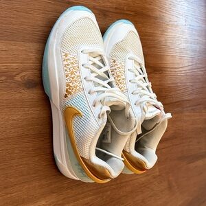 Nike White and Gold Sneakers